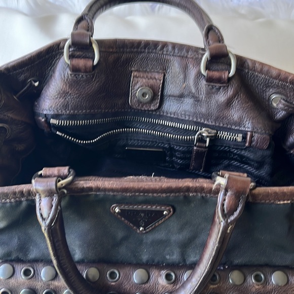 Prada Bag - Picture 6 of 7